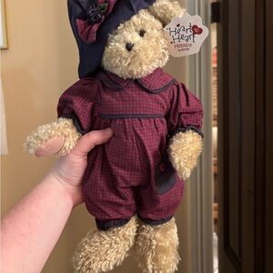 vintage Boyds Bear named Samantha from the "Heart to Heart" collection
